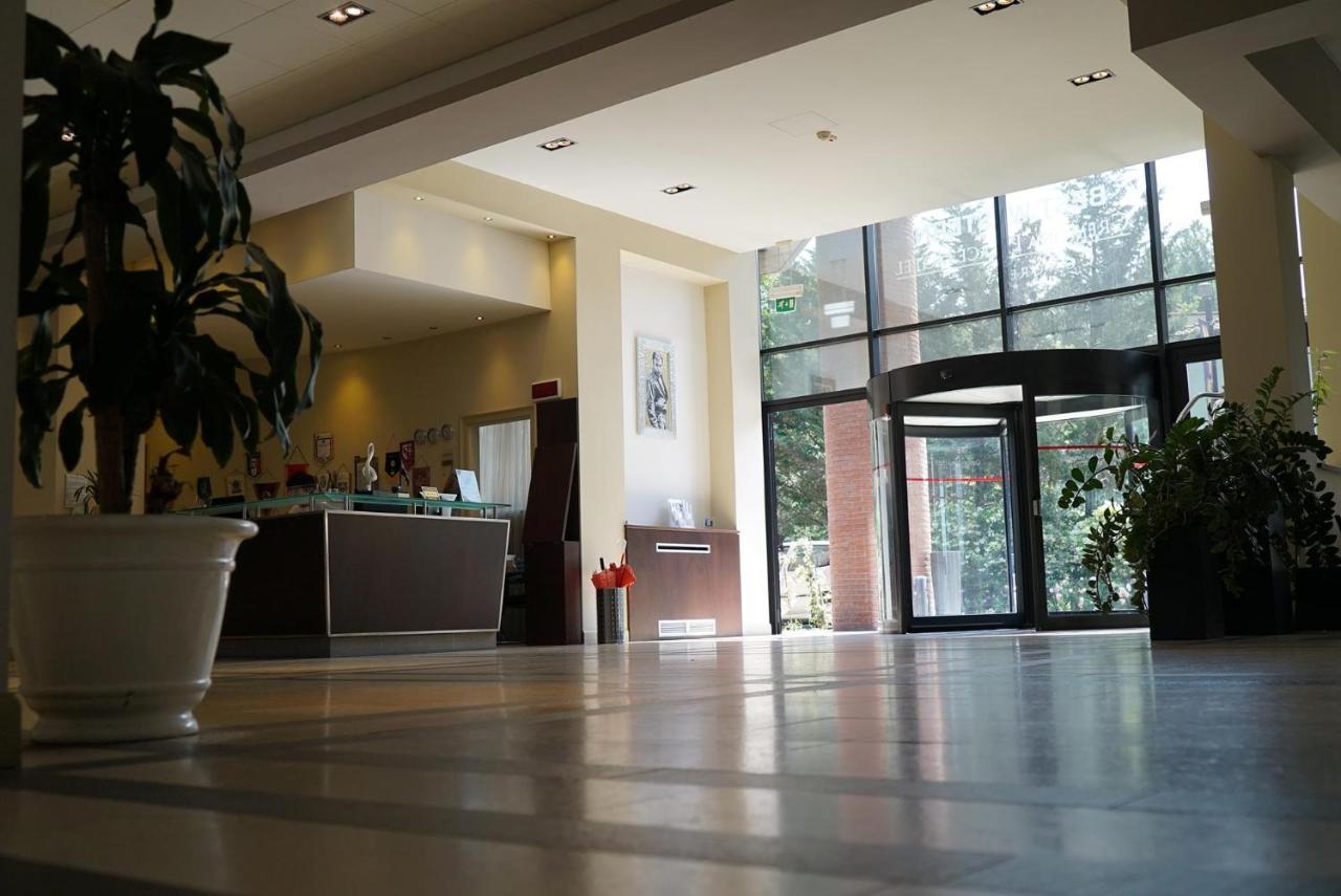 Costa Santʼ Abramo Cremona Palace Hotel מראה חיצוני תמונה