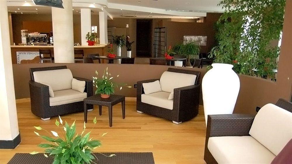 Costa Santʼ Abramo Cremona Palace Hotel מראה חיצוני תמונה